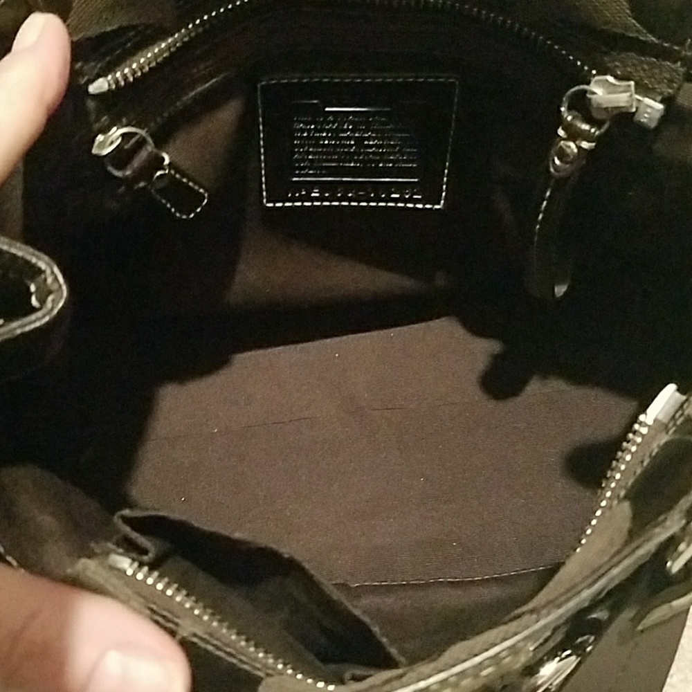 Coach purse - Picture 2 of 3